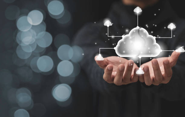 不同区块链平台(如以太坊、Solidity等)对智能合约的支持有哪些区别？